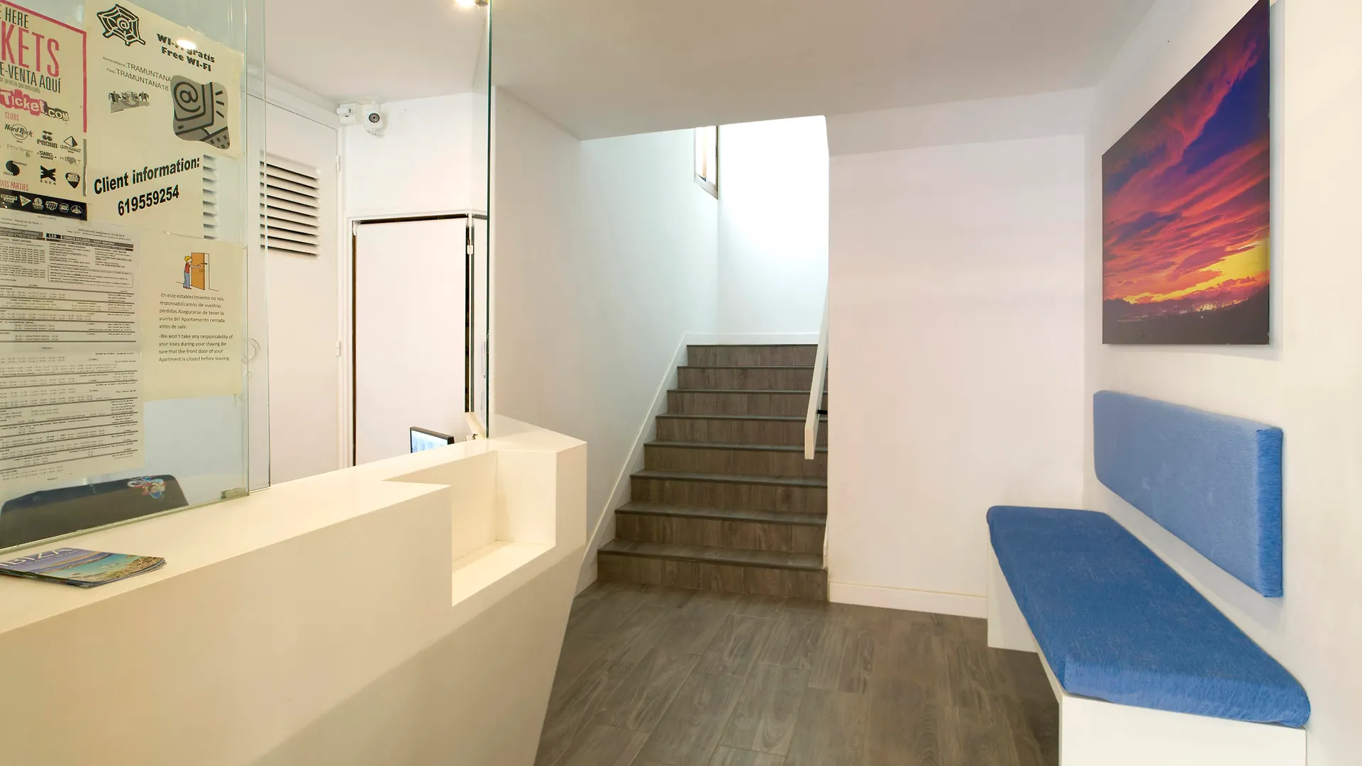Apartamentos Tramuntana San Antonio